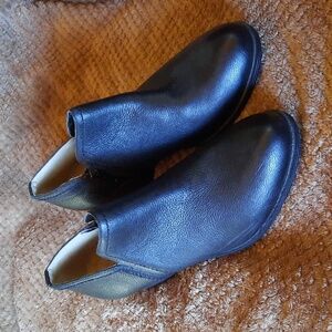 Karol bootie for women by Naturalizer.